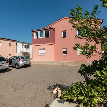 1 Bedroom Gorgeous In Pag *