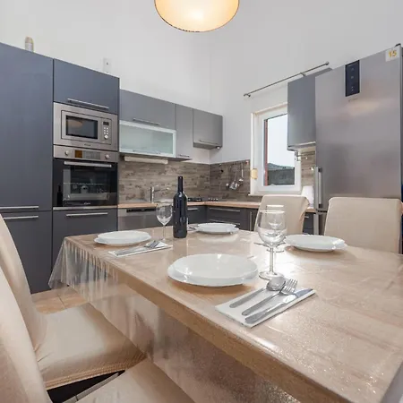 1 Bedroom Gorgeous In Pag